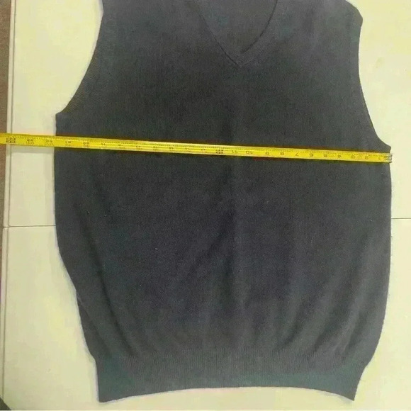 Joseph & Lyman Mens Cashmere Sweaters Vests Sz X- Large Navy Blue V-Neck - Picture 3 of 6